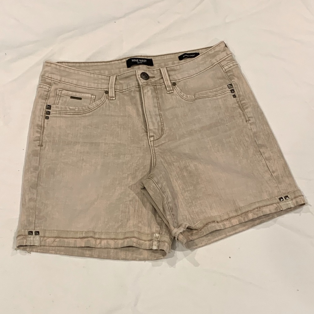 NWOT Nine West Garment Dye Grommet Detail Short